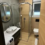 شقة Andro *